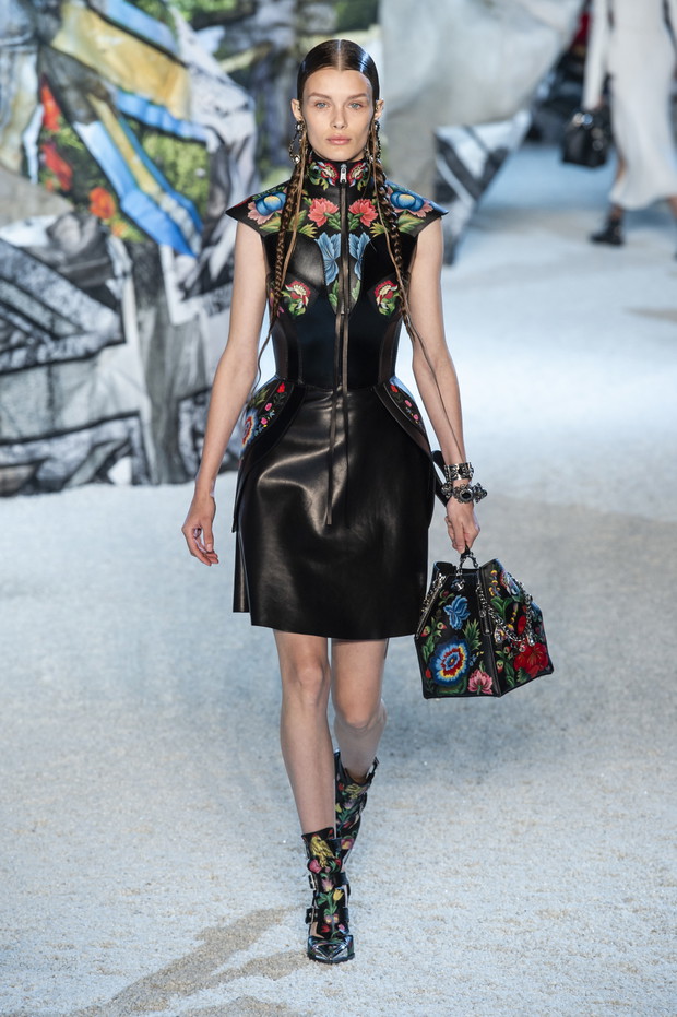 Pokaz Alexander McQueen SS19
