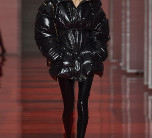Versace jesień-zima 2022/2023