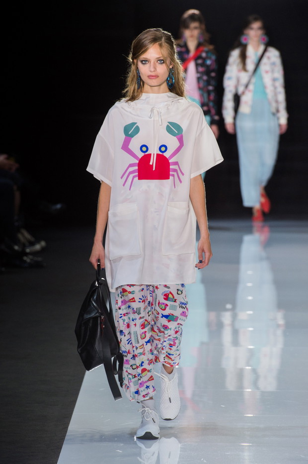 Pokaz Emporio Armani SS18