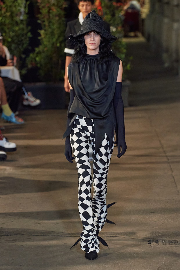 MM6 Maison Margiela wiosna-lato 2022