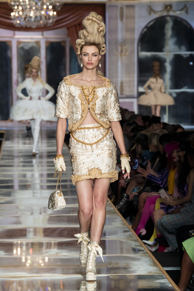Moschino jesień-zima 2020/201