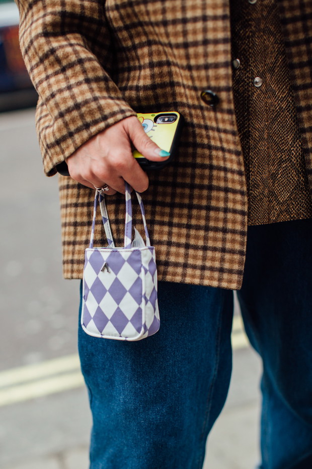 London Fashion Week jesień-zima 2020/2021: torebki, buty, dodatki