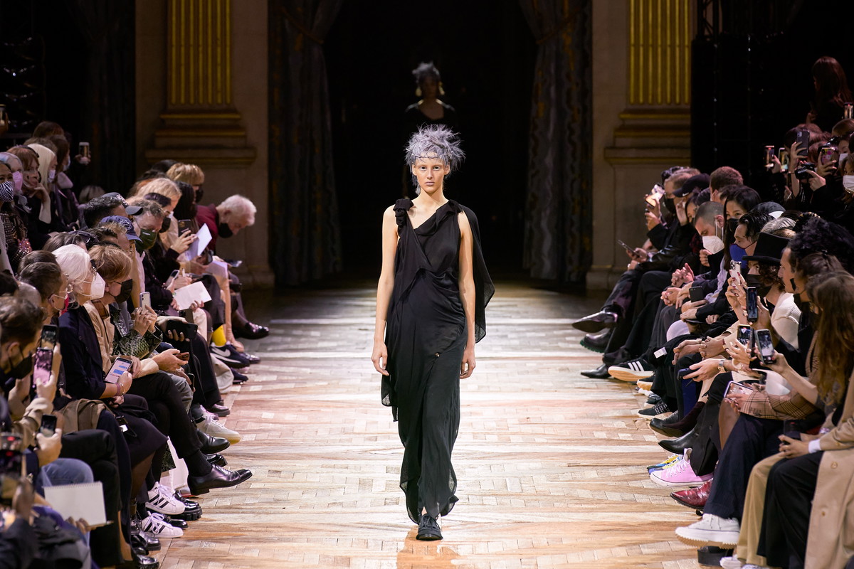 Yohji Yamamoto wiosna-lato 2022