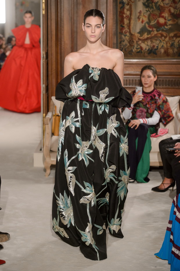 Nowa kolekcja Valentino SS18