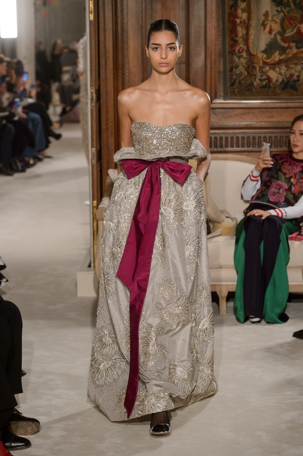 Nowa kolekcja Valentino SS18