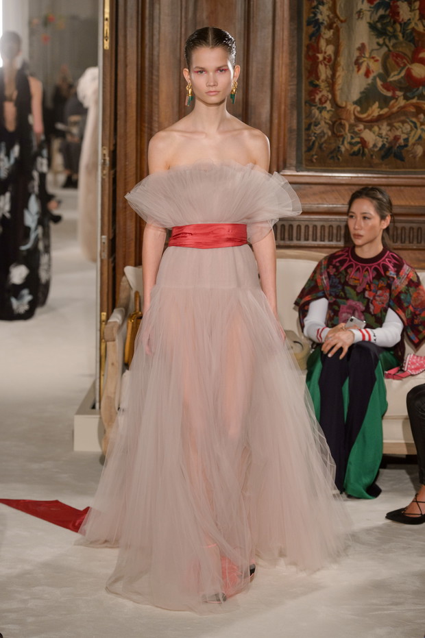 Nowa kolekcja Valentino SS18