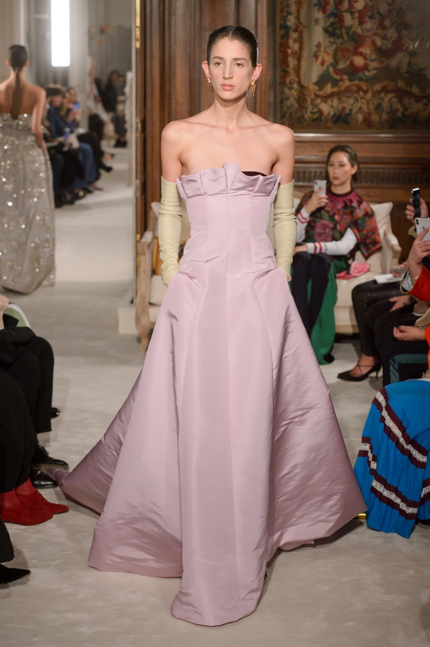 Nowa kolekcja Valentino SS18