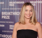 margot robbie acotar