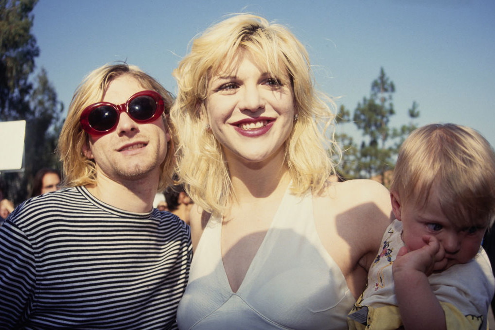 Frances Bean Cobain: buntowała się przed byciem córką “Kurta Cobaina”, aż w końcu odnalazła własną drogę i szczęście
