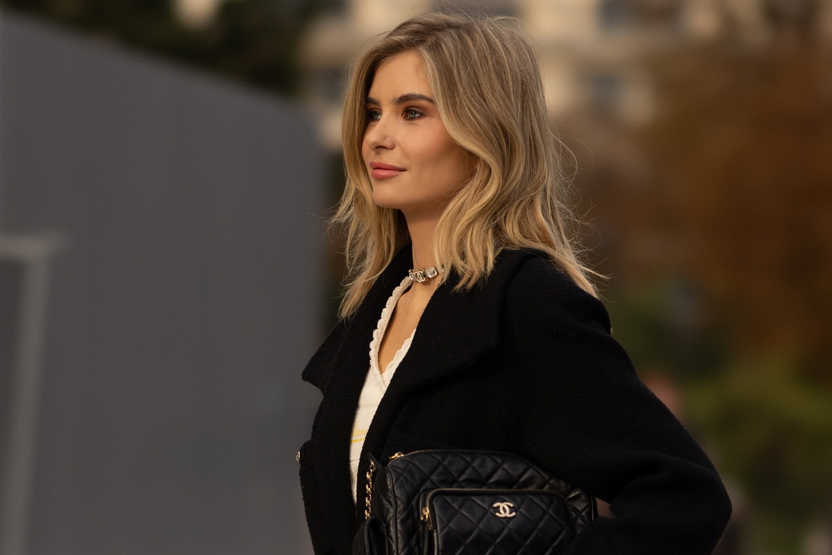 Beżowy blond powraca w 2025 roku