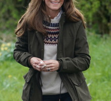 Księżna Kate w swetrze Fair Isle