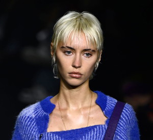 Burberry - Runway - LFW February 2023