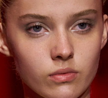 Luksusowa woda samoopalająca daje efekt sun kissed skin