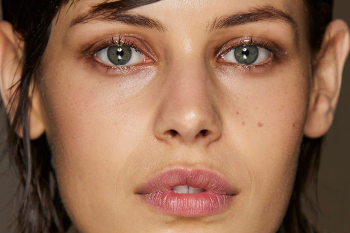 Glam-glow makeup