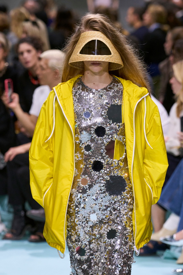 Prada S25 045a