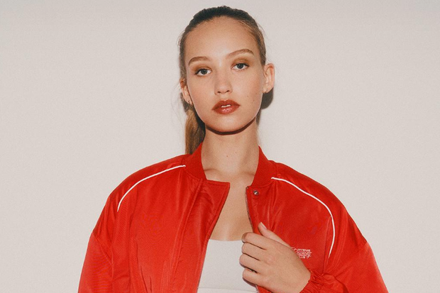 Bomber scarlet red Diverse