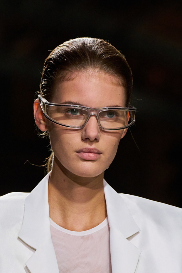 Victoria Beckham clp S25 038