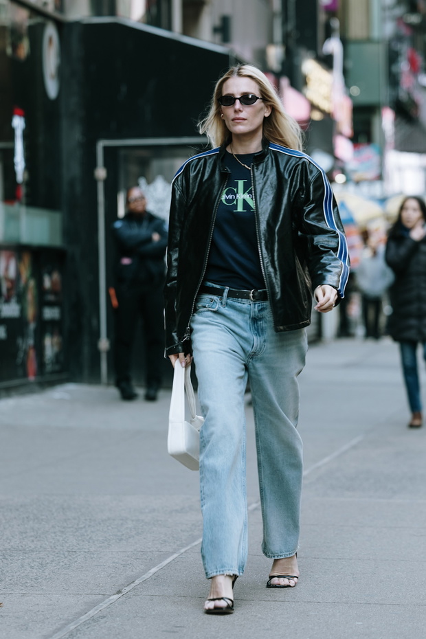 New York str F25 0360