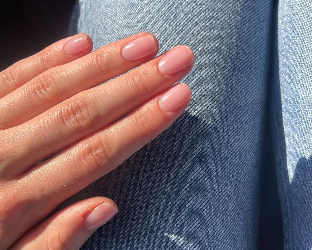 clean girl nails