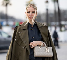 Street Style - Paris Fashion Week - Womenswear Fall/Winter 2025/2026 - Day Two