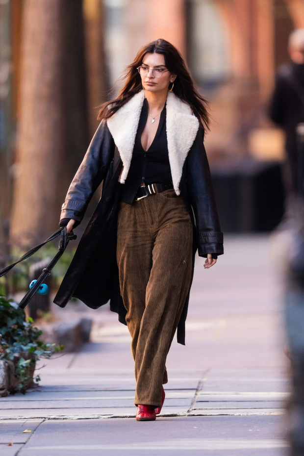 Emily Ratajkowski