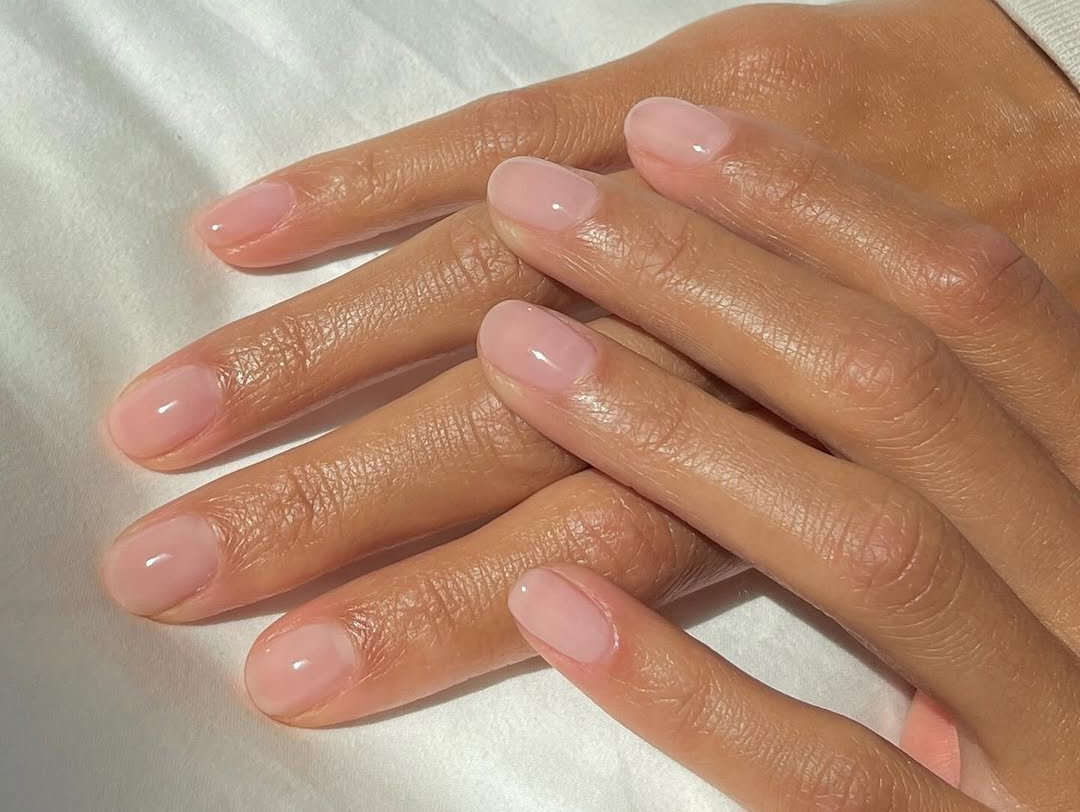 Lakiery z efektem "Clean Nails"