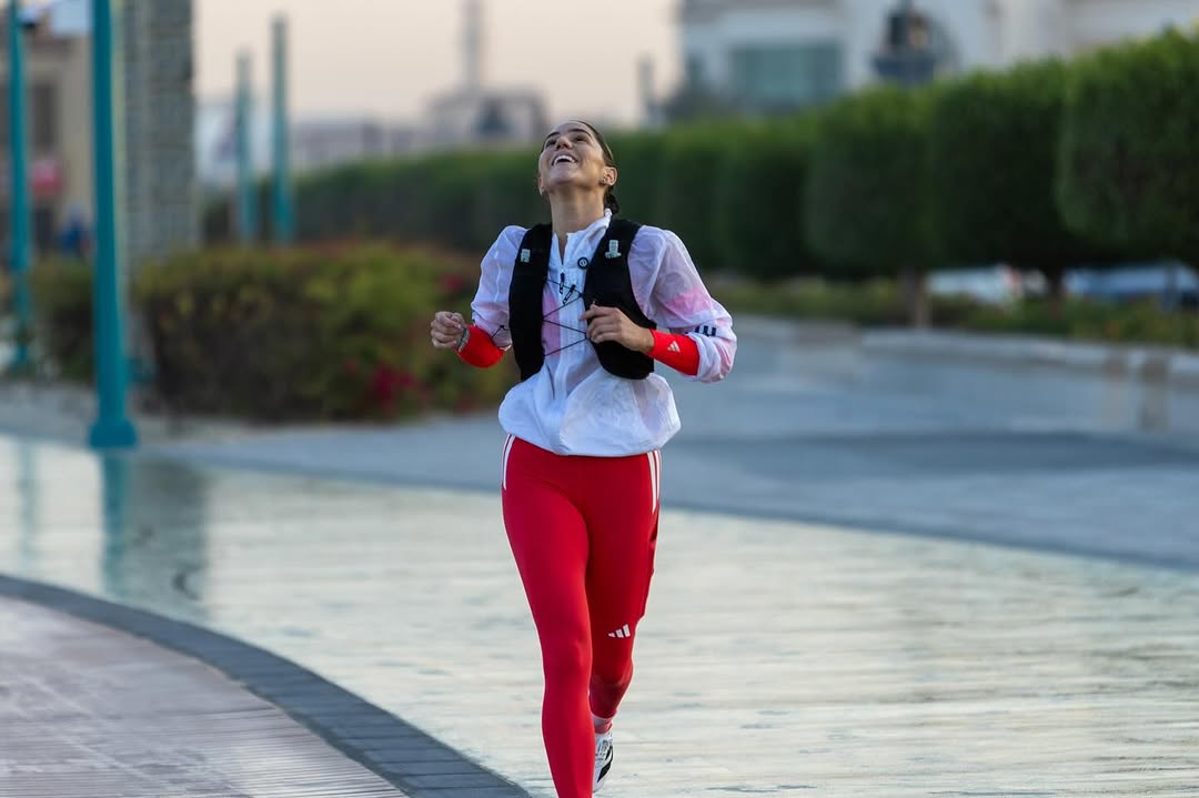 Nocny maraton w Dubaju: Lily Collyer