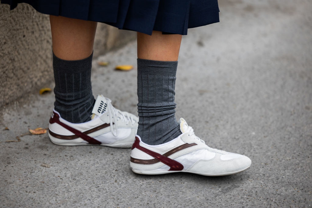 Street Style - Paris Fashion Week - Womenswear Fall/Winter 2025/2026 - Day Nine