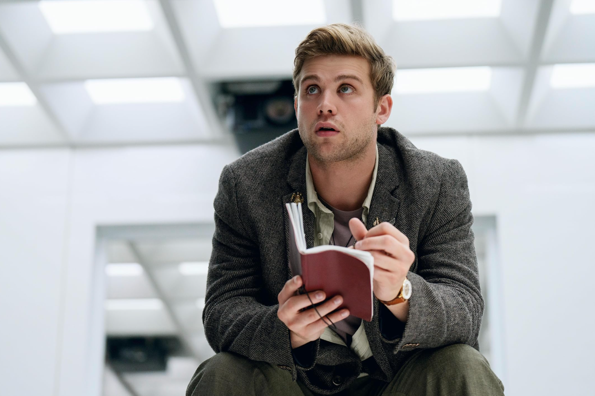 thriller Apple TV+ Cel numer jeden Leo Woodall