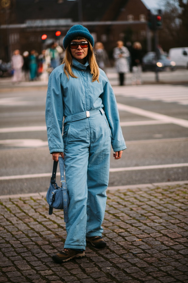 Te torebki, buty i dodatki ma w szafie każda skandynawska it-girl. Królują na ulicach Kopenhagi street style CphFW jesień-zima 2023/2024