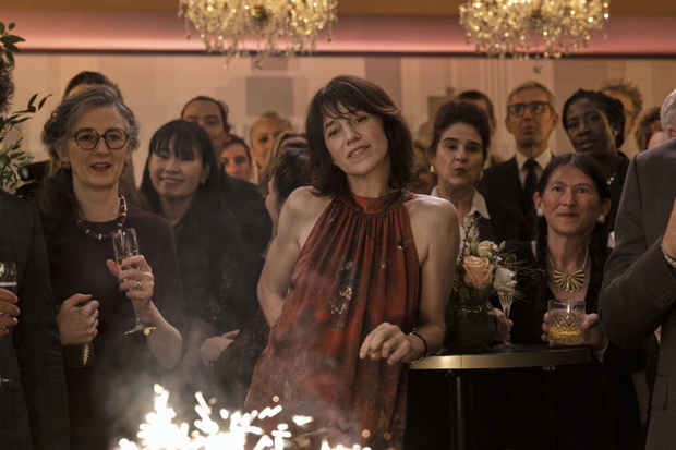 Etoile-season-1-charlotte-gainsbourg-1014x676