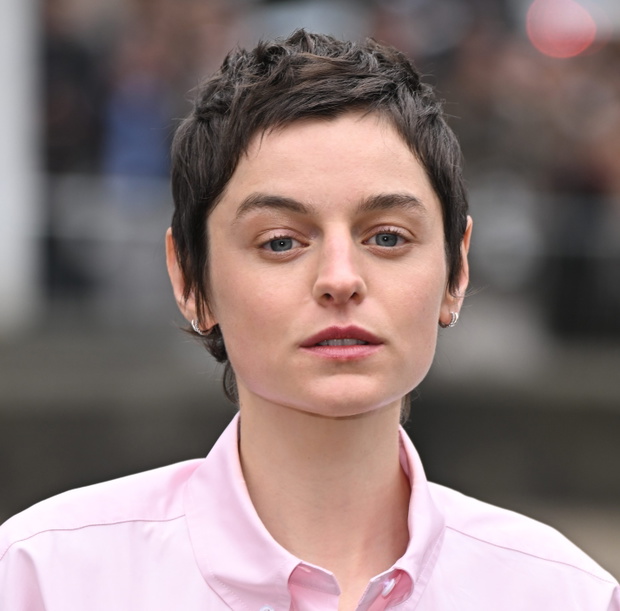 Miu Miu: Outside Arrivals - Paris Fashion Week - Womenswear Fall/Winter 2025-2026