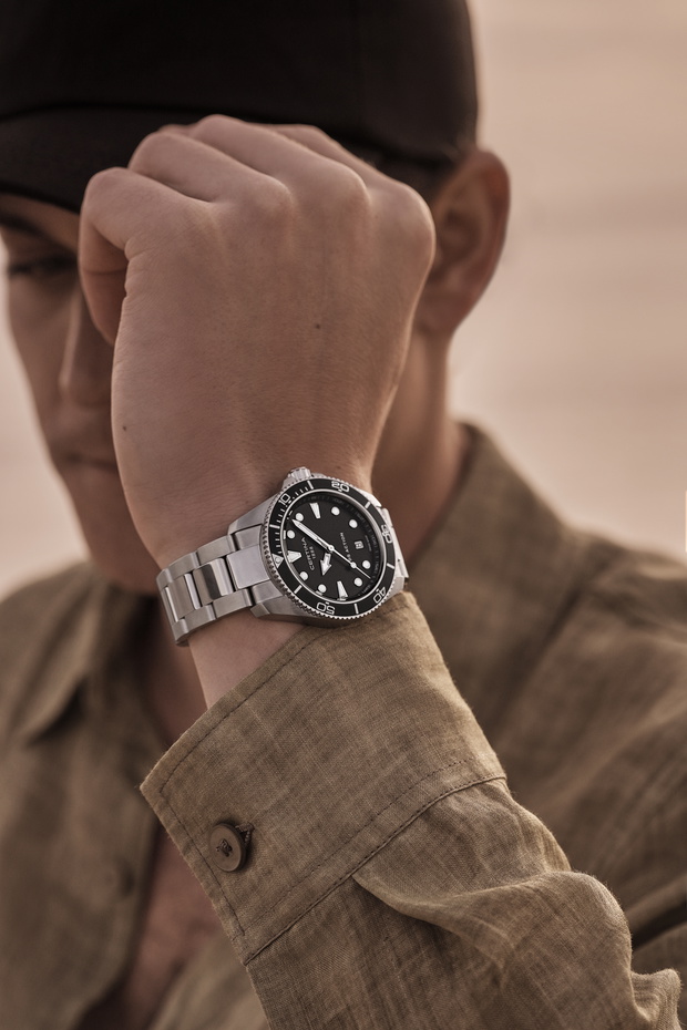 Certina_DS_ACTION_40mm_C048.410.11.051.00_WS_SM