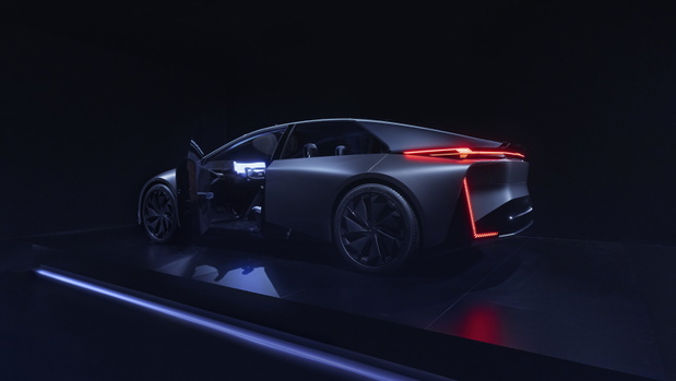 lexus