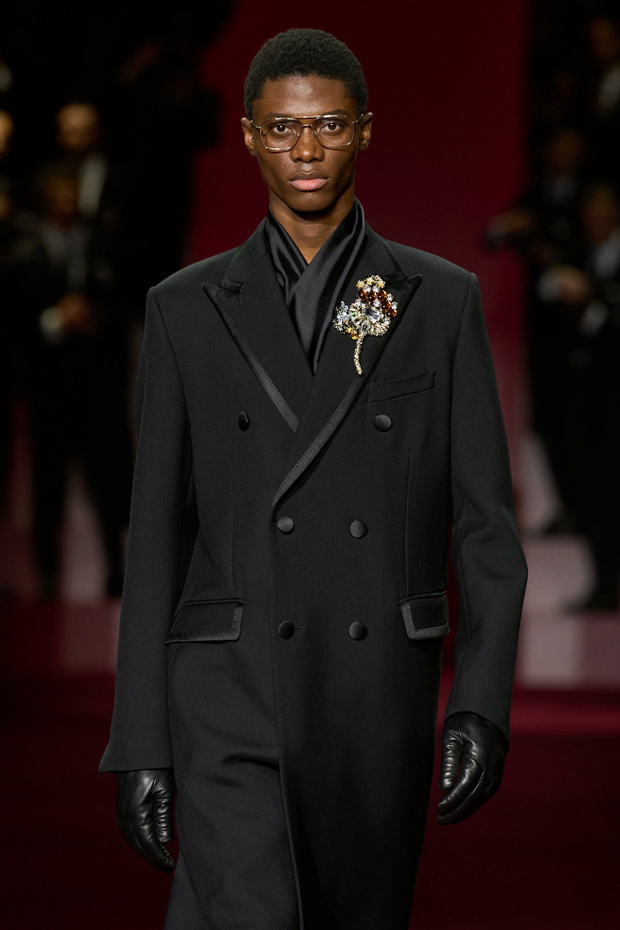 Dolce Gabbana m F25 054a