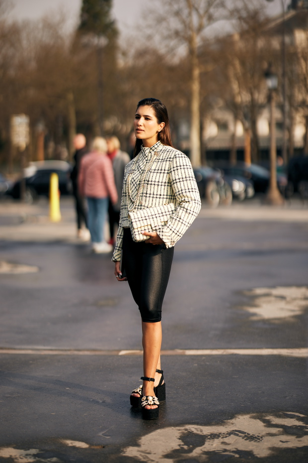 Paris str F25 2940