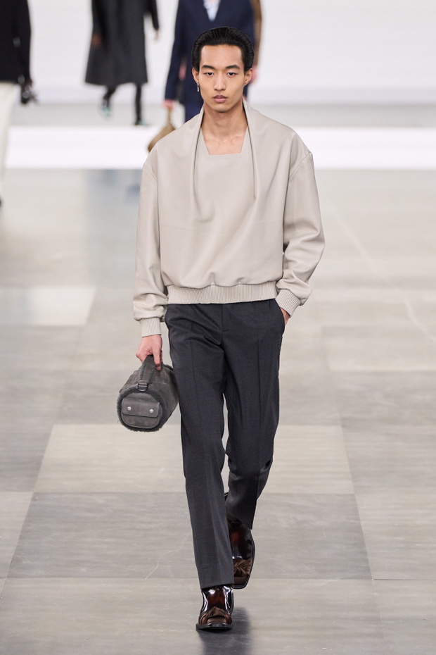 Dior m F25 032
