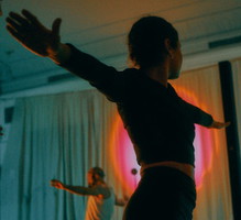 Techno joga – praktyka i medytacja w rytm bicia serca