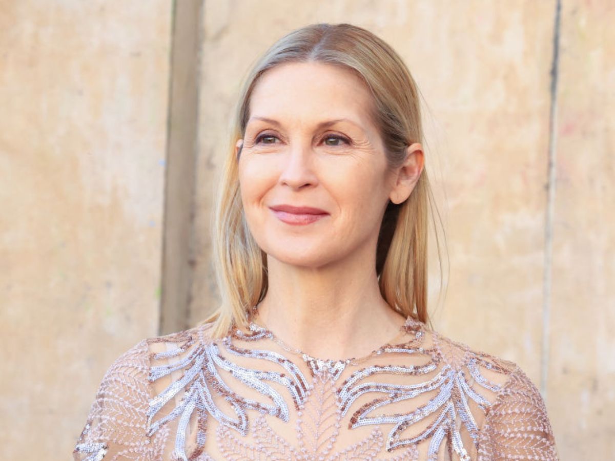 Kelly Rutherford w sukience boho