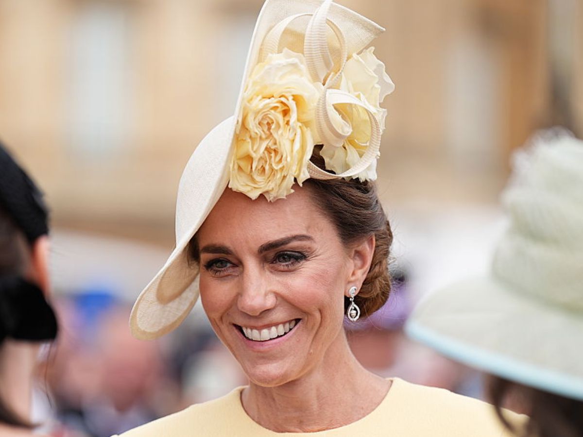 Kate Middleton w żółtej sukience