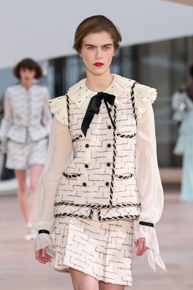 Chanel HC S25 033a