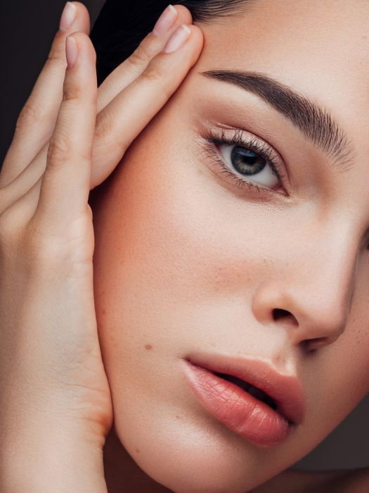 Ten krem CC ma naprawdę wysoki filtr SPF. Uwielbiają wszystkie makijażowe it girls