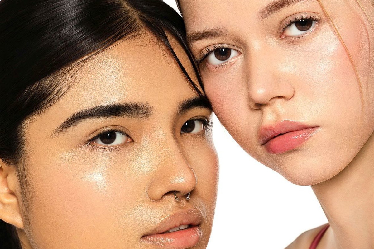 Kimoco Glass Skin 2 girls3
