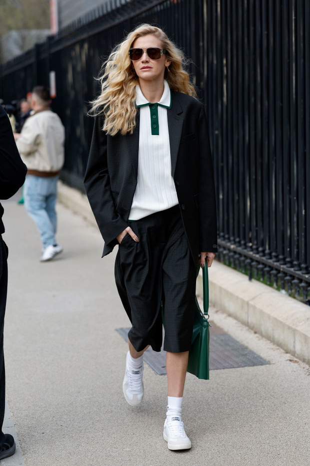 Lniane bermudy z Mango to hit minimalistycznego lata 2025