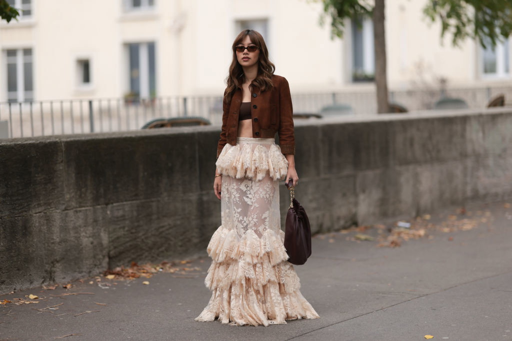 Street Style - Paris Fashion Week - Womenswear Spring/Summer 2025 - Day Eight