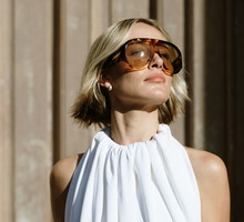 Kremy z SPF 50 – lekkie formuły na upalne dni