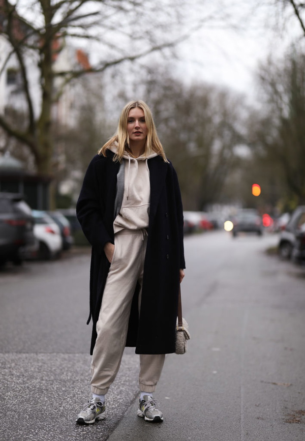 Street Style - Hamburg - January 14, 2021