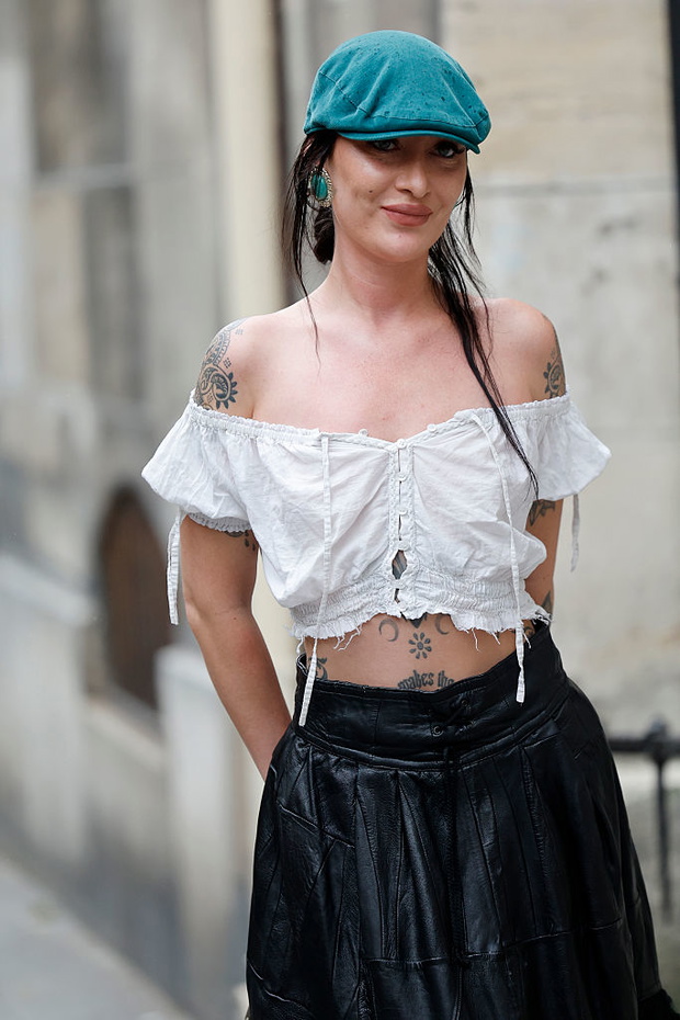 Street Style - Paris Fashion Week - Menswear Spring/Summer 2026 - Day Two