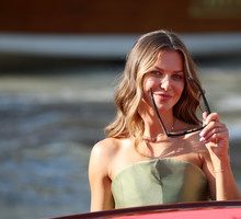 Ulubione perfumy Anny Lewandowskiej to słodkie migdały w połączeniu z orzeźwiającymi cytrusami. Pachną jak błogie wakacje i są ultratrwałe