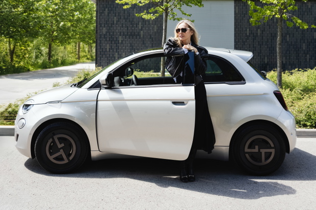 AgnieszkaWozniak-StarakFiat500eGiorgioArmani3